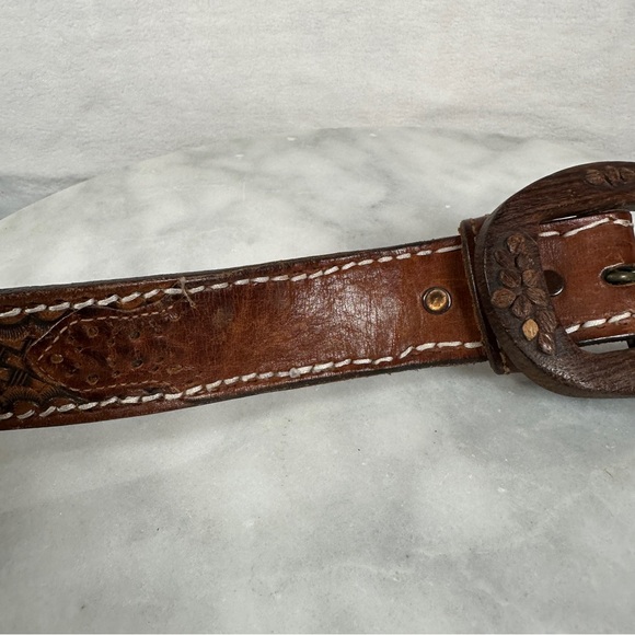 Vintage Brown Leather Belt Wooden Buckle tooled western hippie 70s bohemian boho - Picture 8 of 15
